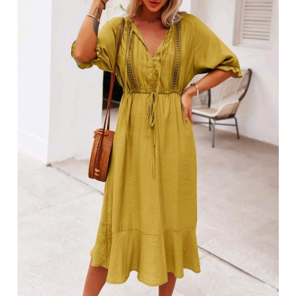 Contrast Dress - Picture 6 of 10